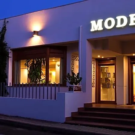 Moderno 3*