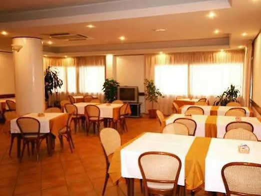Moderno Otel Olbia